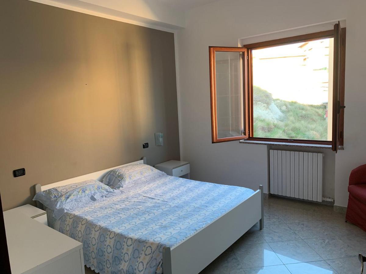 La Casa Blu Apartment Roccella Ionica Bagian luar foto